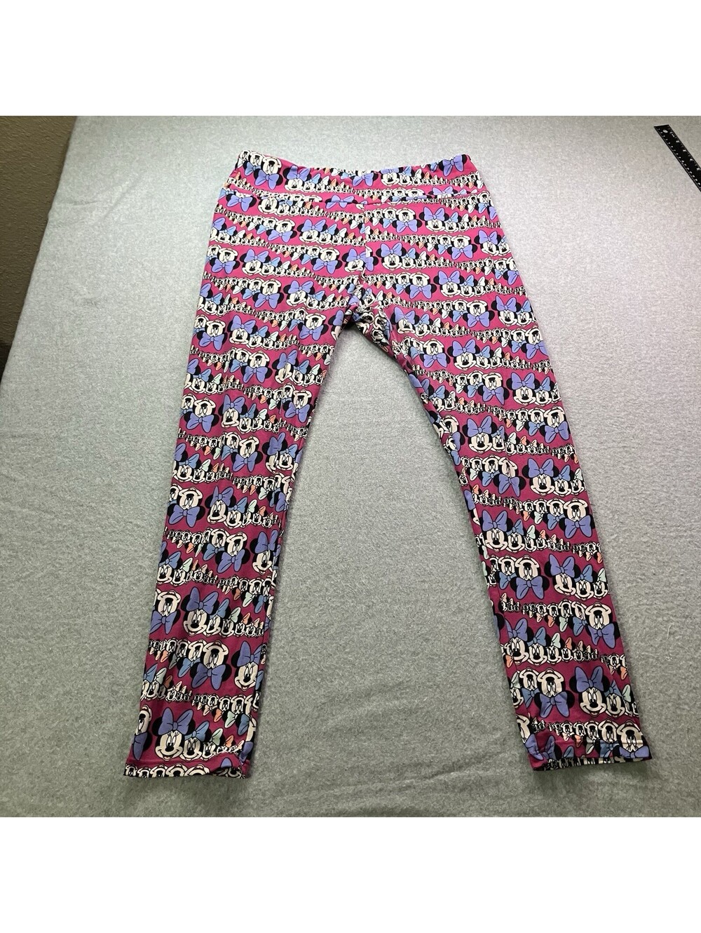 LuLaRoe Disney Tall & Curvy Leggings Red With Colorful Minnie Mouse Heads